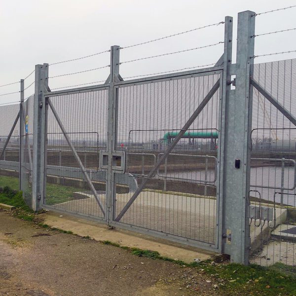 SR1 Fence HiSec | SR Rated Security Fencing | Zaun Ltd